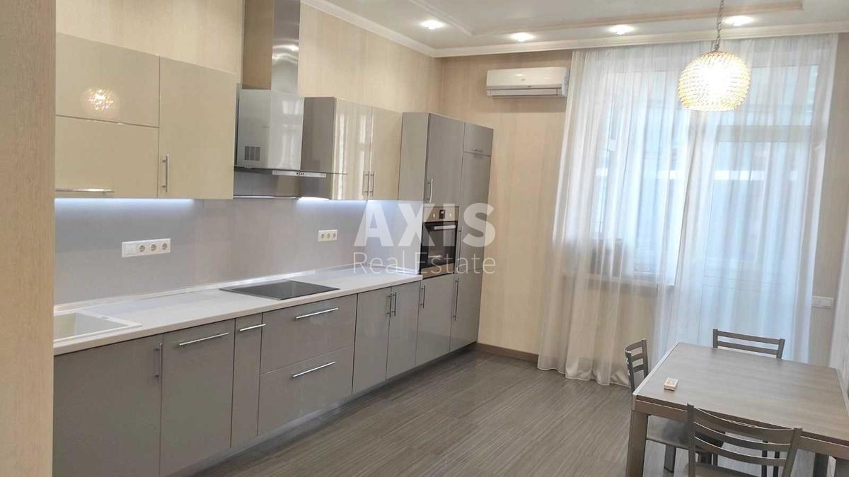 2k apartment vul. Dragomyrova Myhajla 18