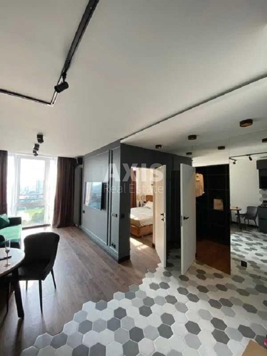 2k apartment nab. Dniprovs'ka 180