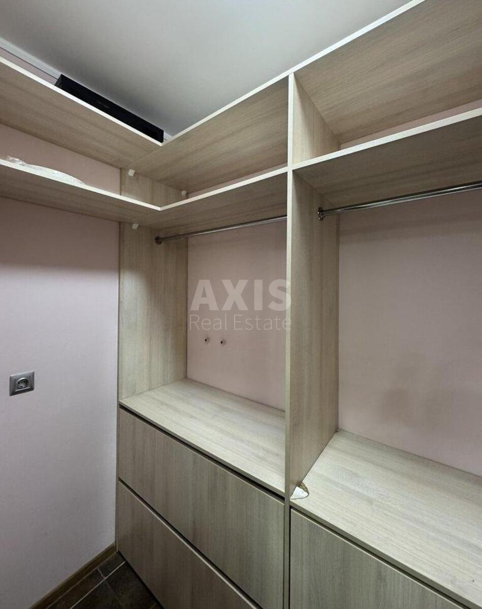 2k apartment vul. Glybochyc'ka 13/310