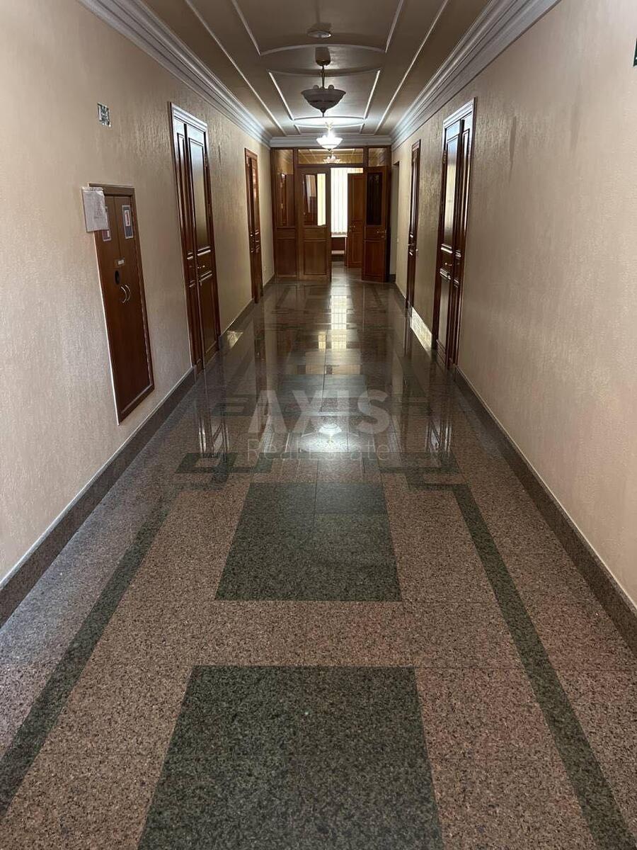 Office vul. Lyps'ka 10, 116m26