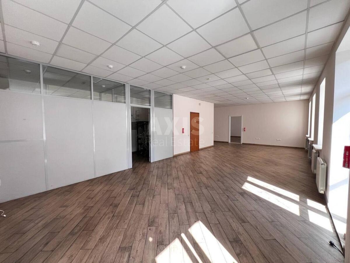 Office vul. Borychiv Tik 30, 350m21