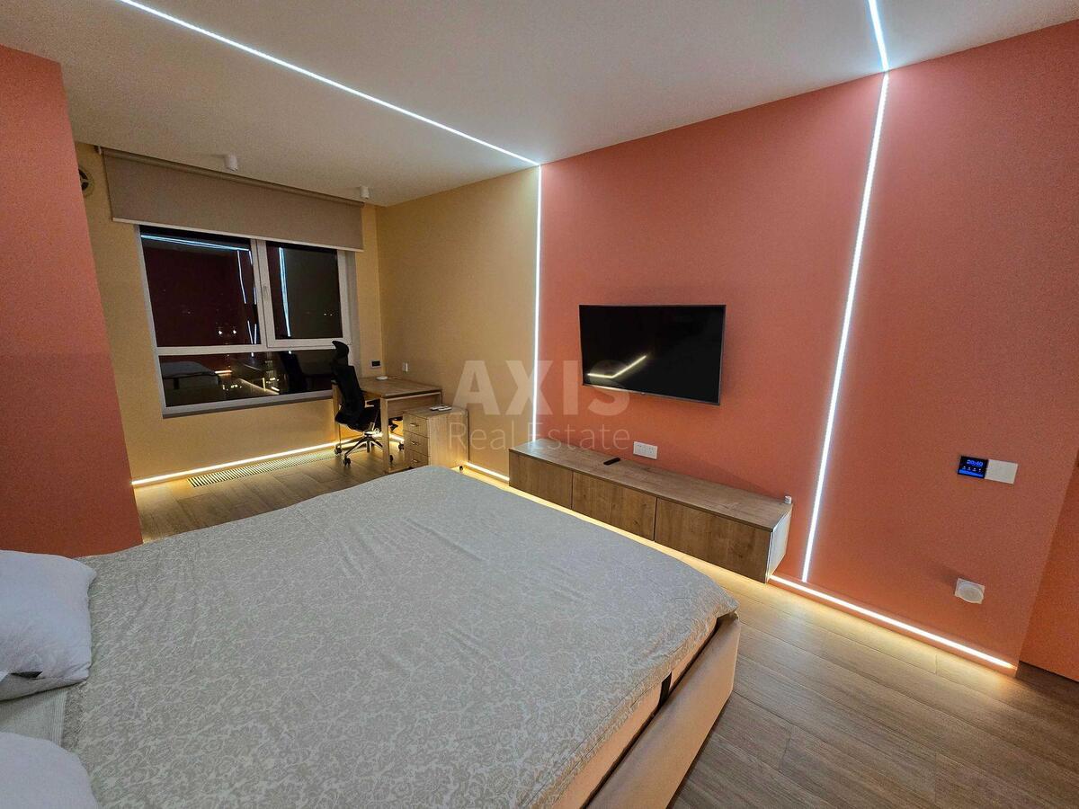 1k apartment vul. Glybochyc'ka 7311