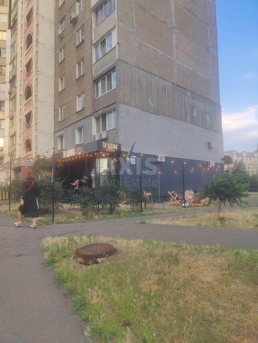 Trade object vul. Dragomanova 13/10, 75m2586630