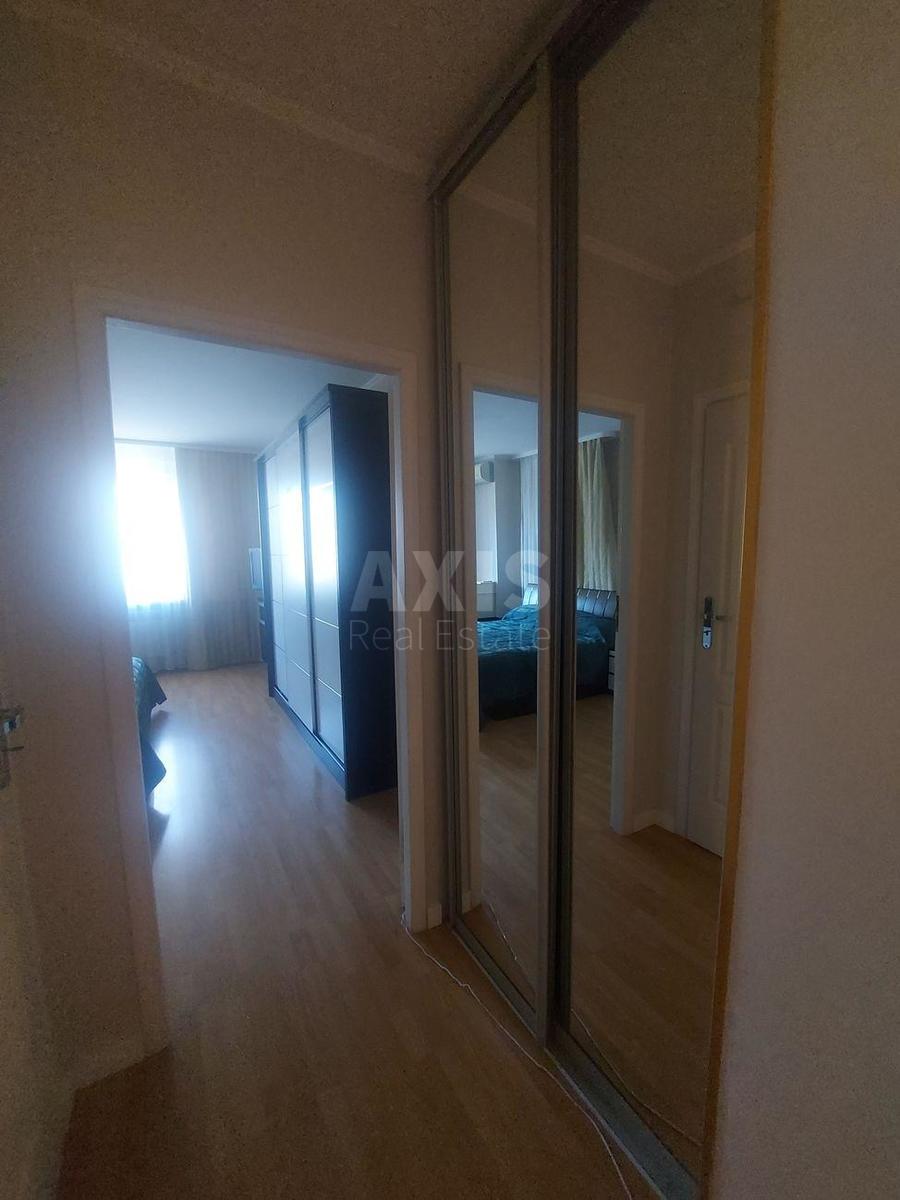2k apartment vul. Chornovola V'jacheslava 202