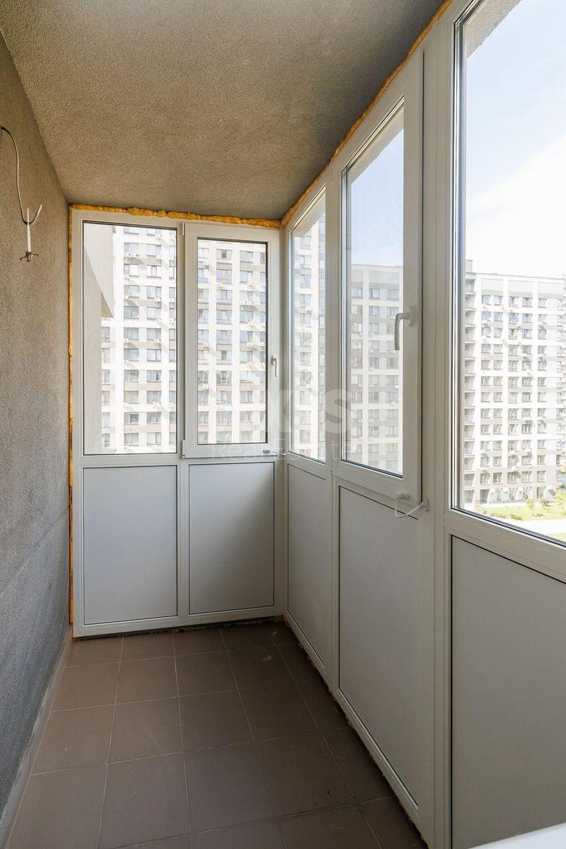 2k apartment vul. Oleksandra Olesja 46