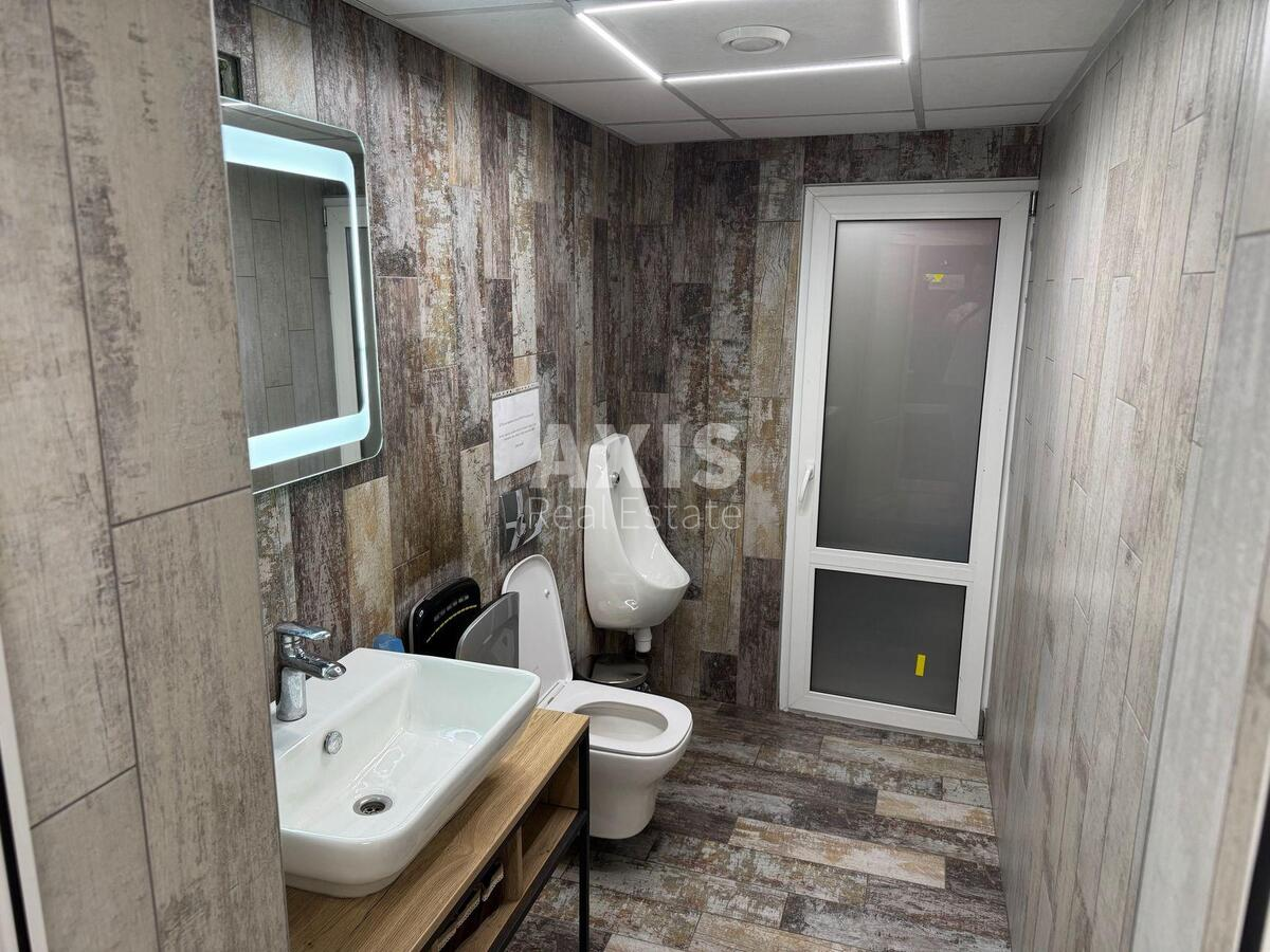 Объект торговли ул. Пироговского Александра 4, 270м26046911