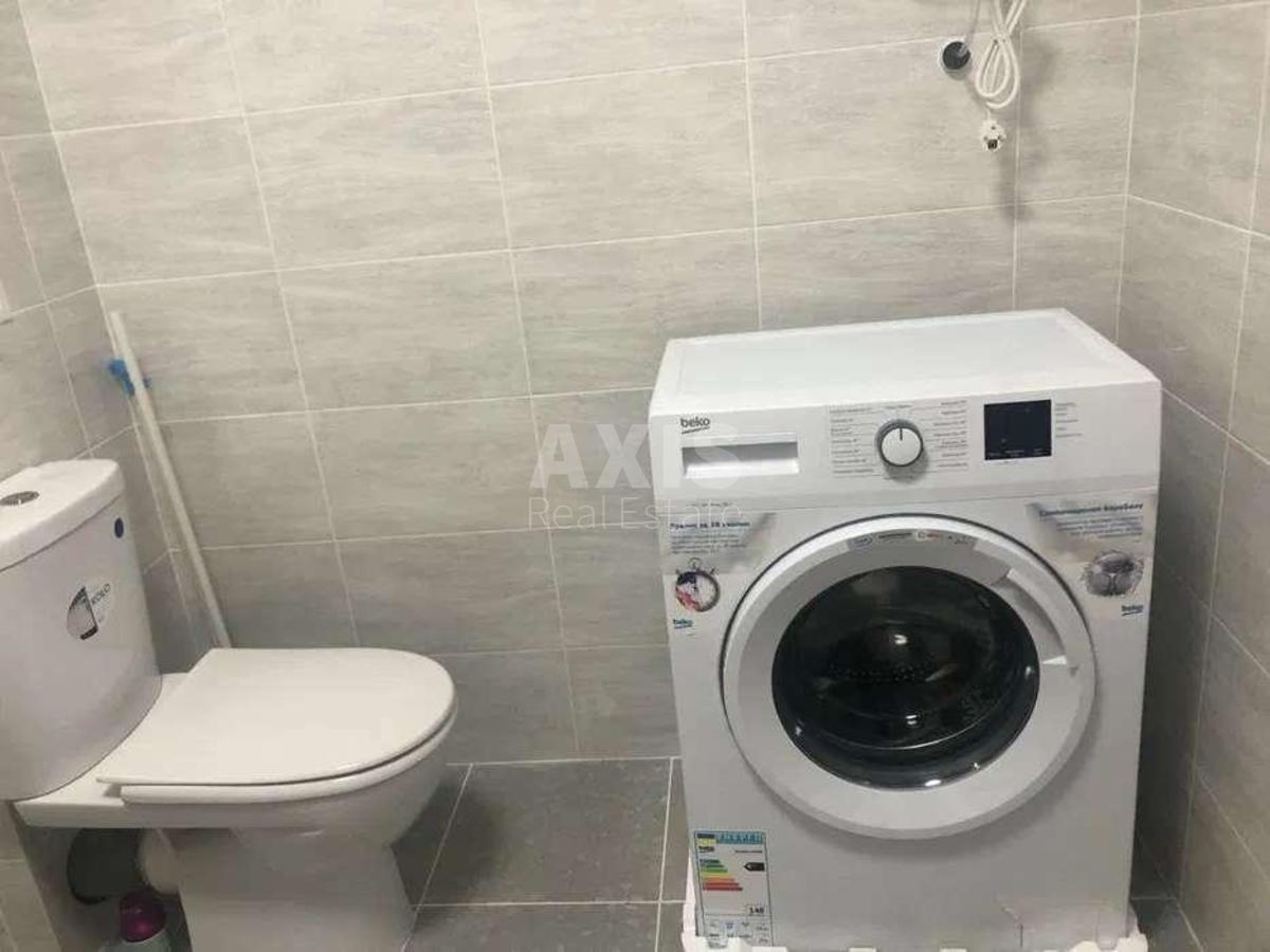 1k apartment vul. Myhajla Maksymovycha 327