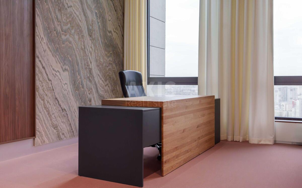 Office pr-t Berestejskij 42, 220m26311612