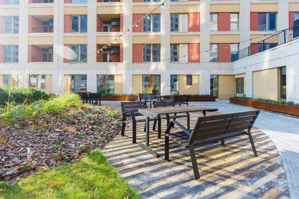 1k apartment vul. Saljutna 2Б