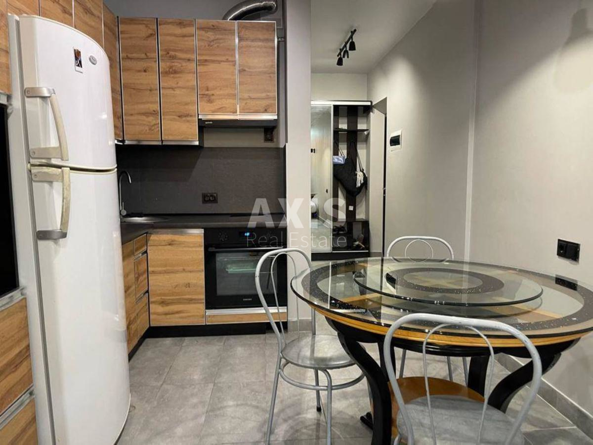 1k apartment vul. Saljutna 5