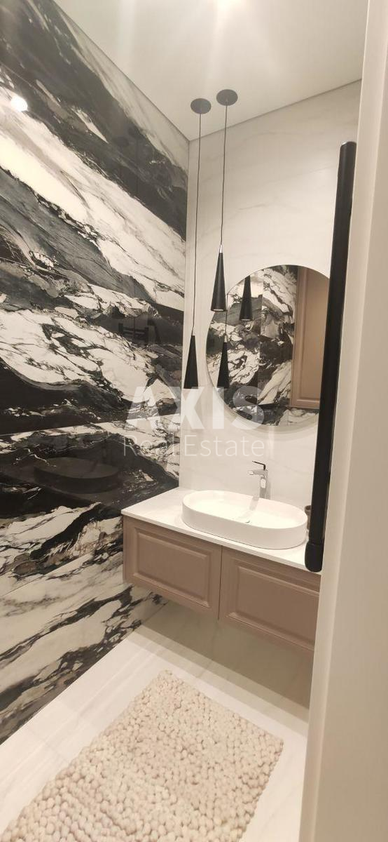 2k apartment vul. Myhajla Maksymovycha 26Г6