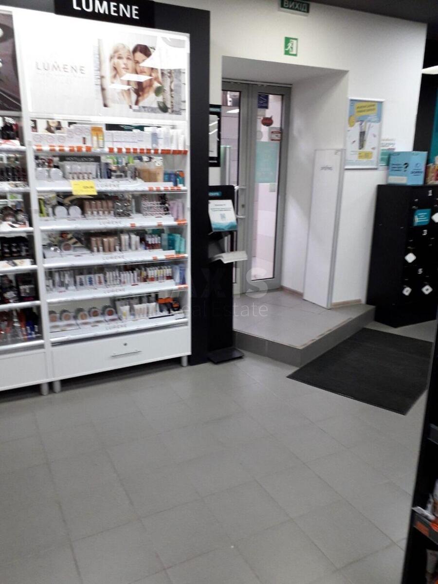 Объект торговли ул. Руставели Шота 23, 163м20