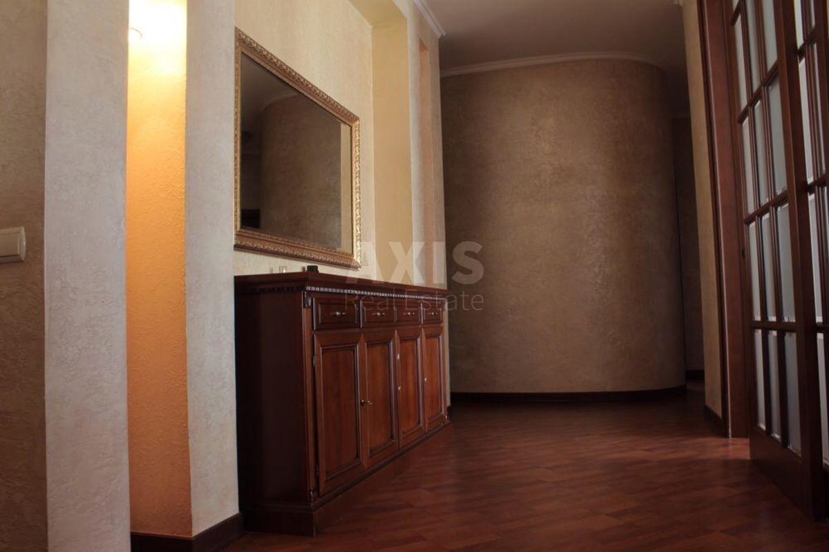 4k apartment uzv. Klovs'kyj 55