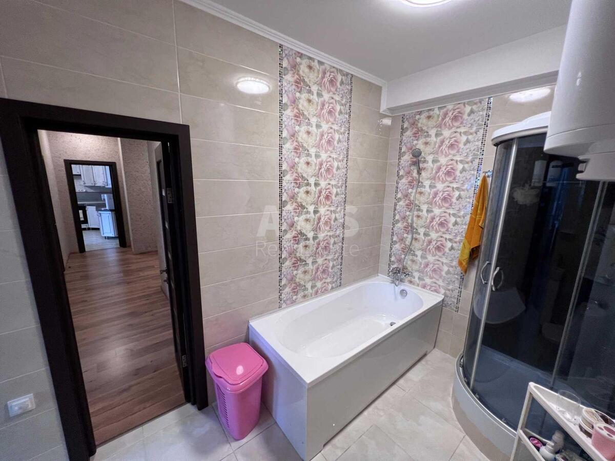 2k apartment vul. Barbjusa Anri 37/15