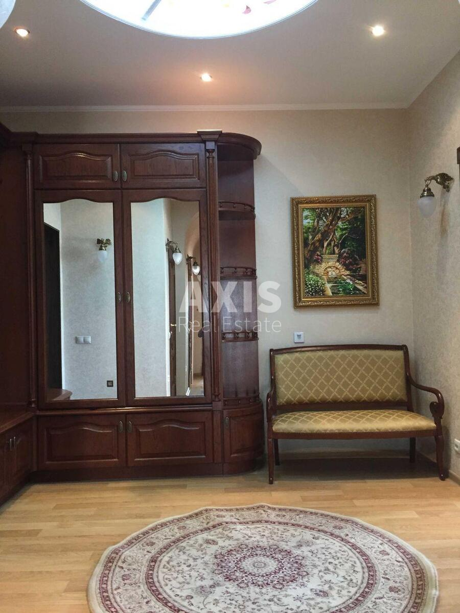 3k apartment vul. Jevgena Konoval'cja 32Б5140210