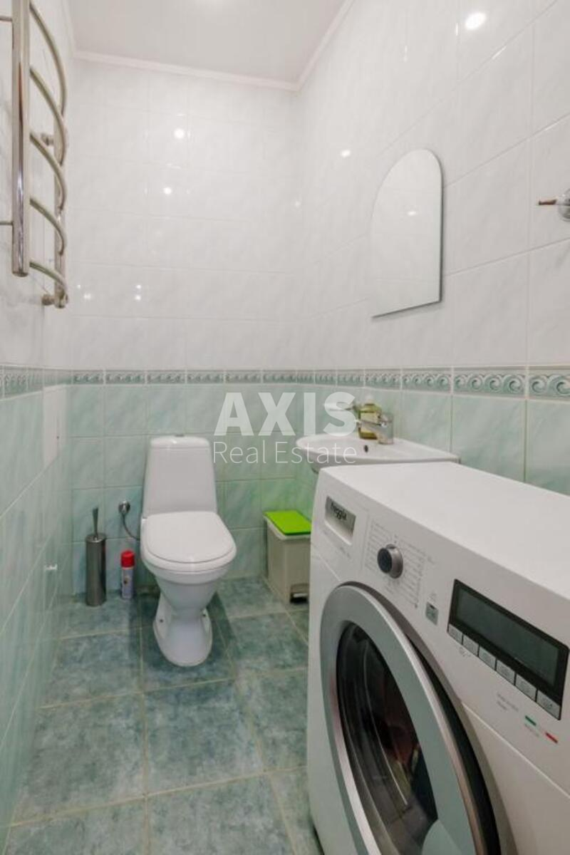 3k apartment vul. Ahmatovoi' Anny 16б5