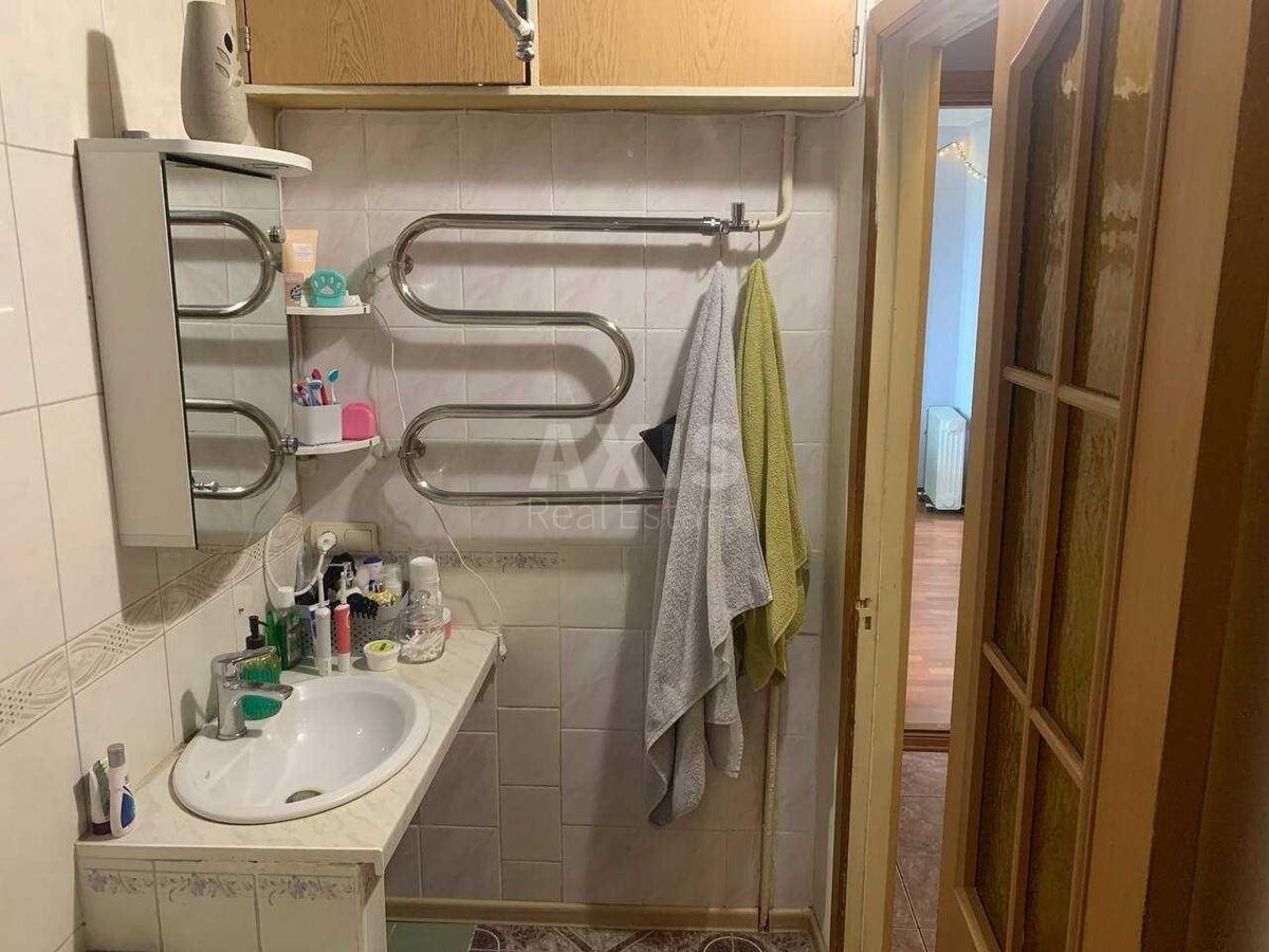 3k apartment vul. Budivel'nykiv 27А13