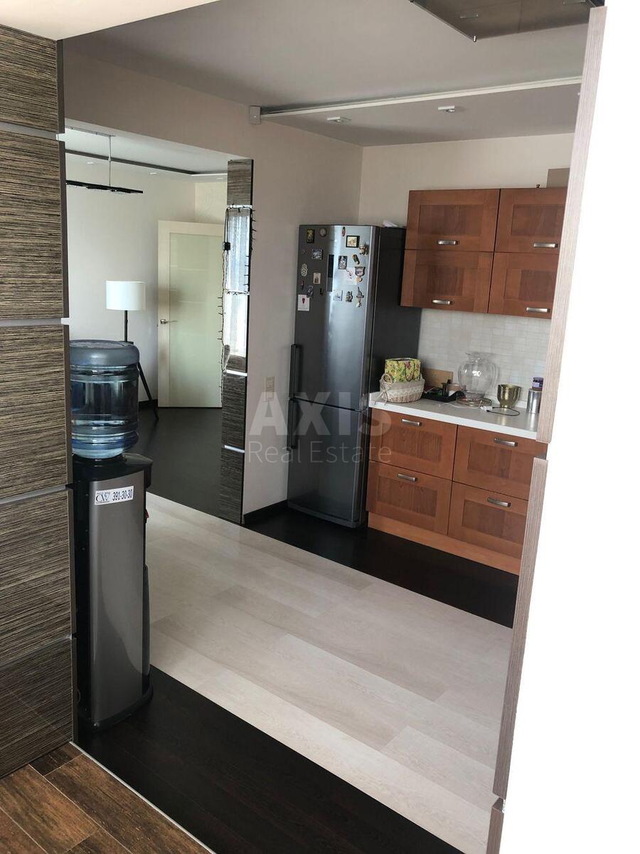 2k apartment vul. Myhajla Maksymovycha 9Б608530