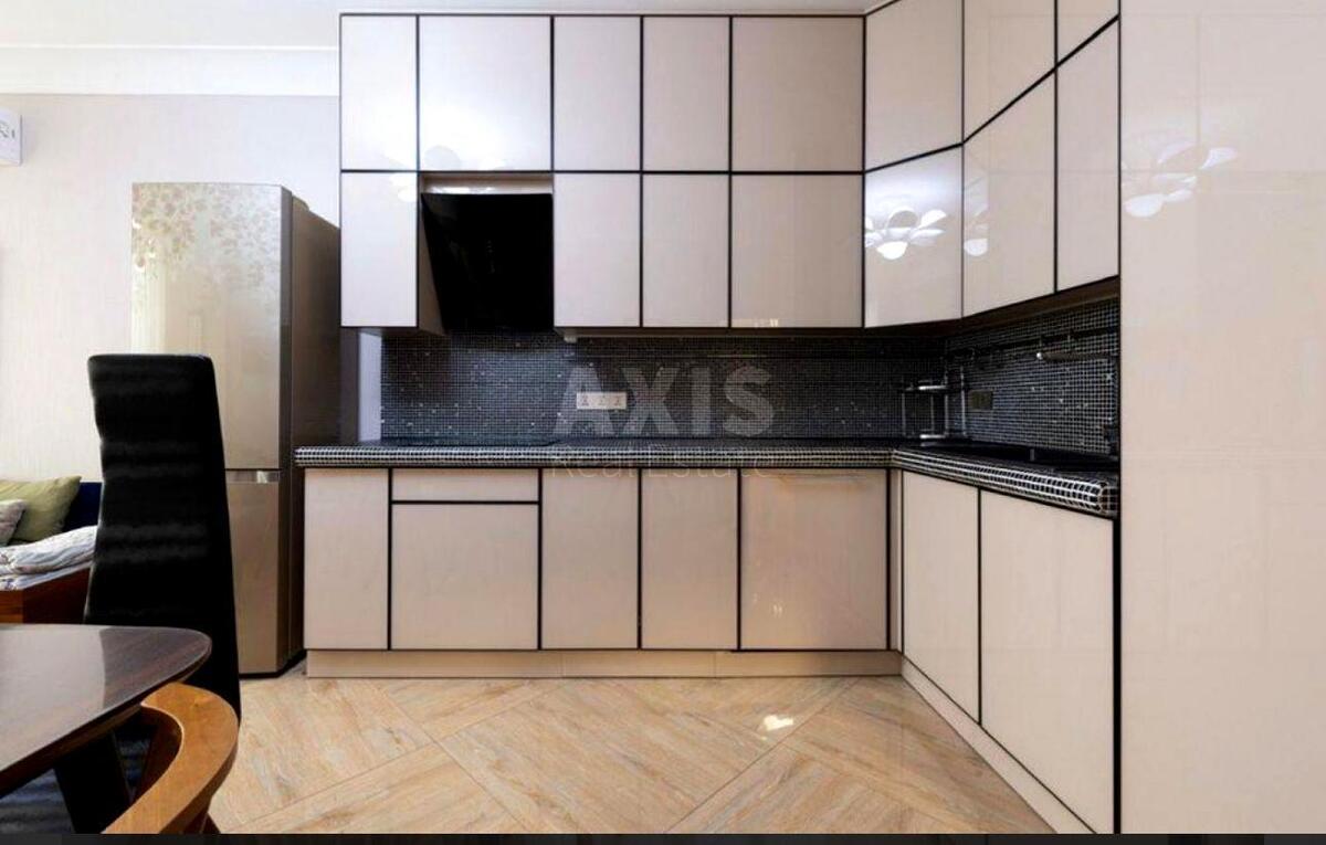 2k apartment nab. Dniprovs'ka 14610431