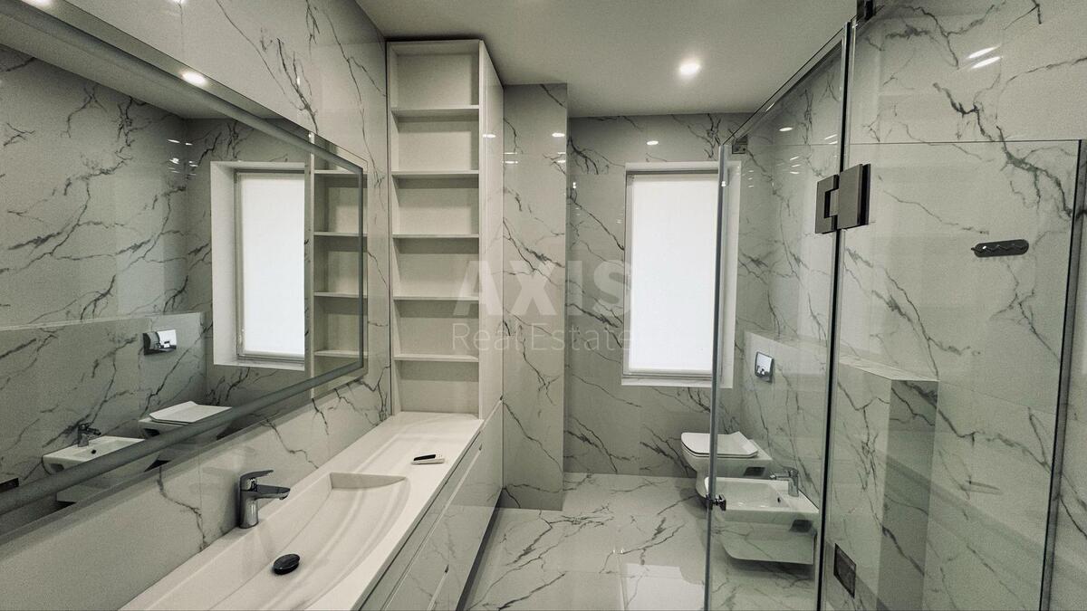 House vul. Bud'onnogo, 203m2, Kyiv city5669110