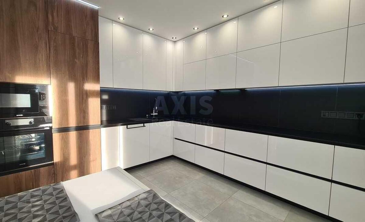 2k apartment vul. Kahovs'ka 60