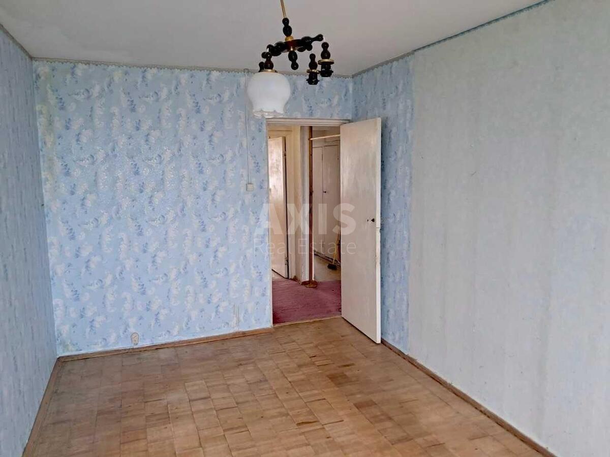 3к квартира пр-т Глушкова Академика 18582405