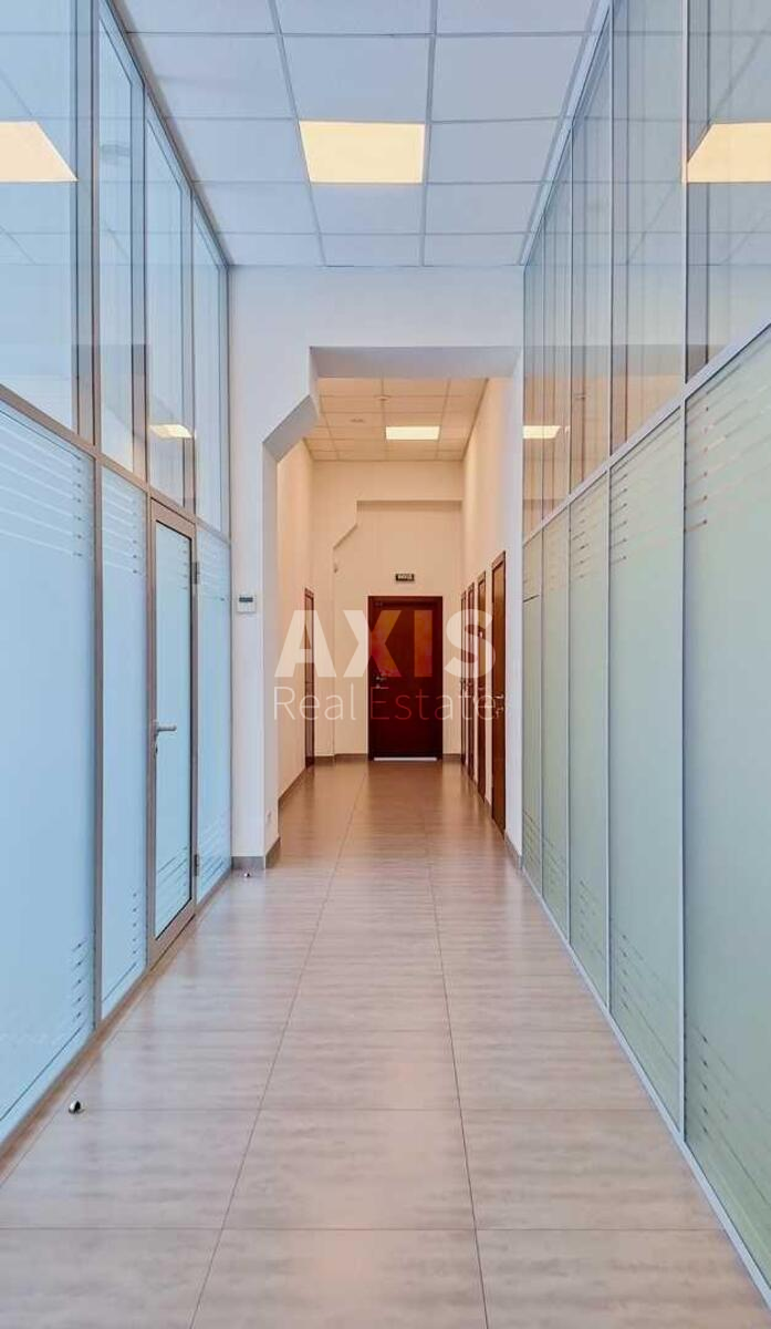 Office prov. Ohtyrs'kyj 7, 298m2567582