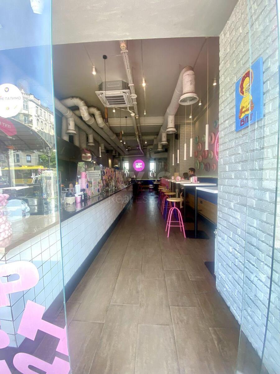 Trade object vul. Velyka Vasyl'kivs'ka 21, 164m2624106