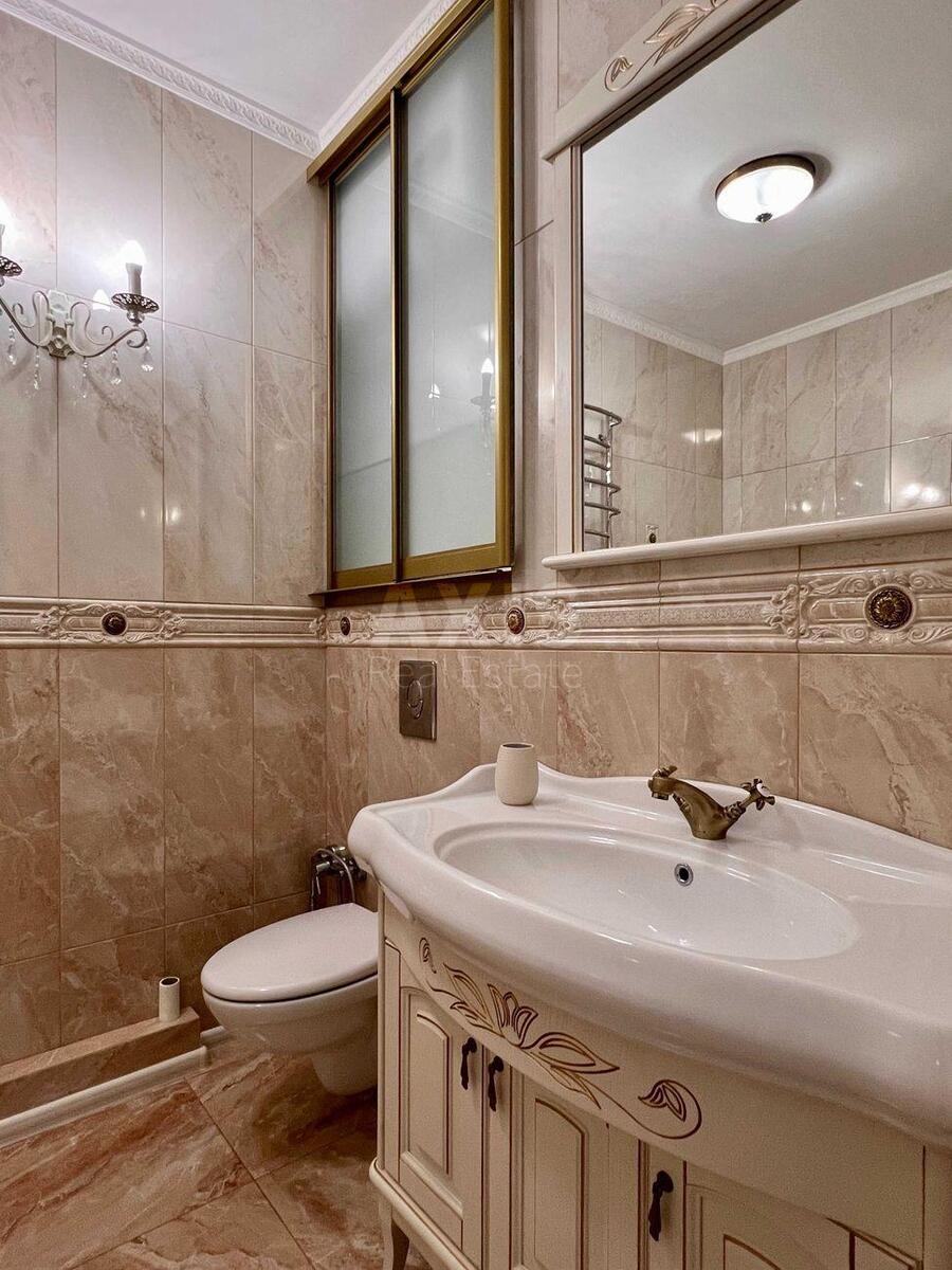 2k apartment pr-t Lobanovs'kogo 150В8
