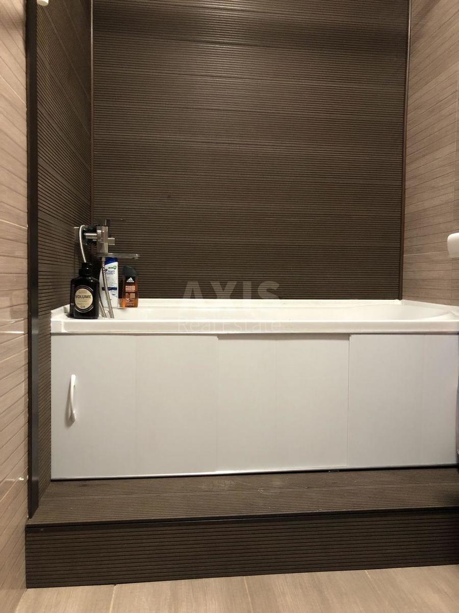 1k apartment vul. Strokacha Tymofija 99