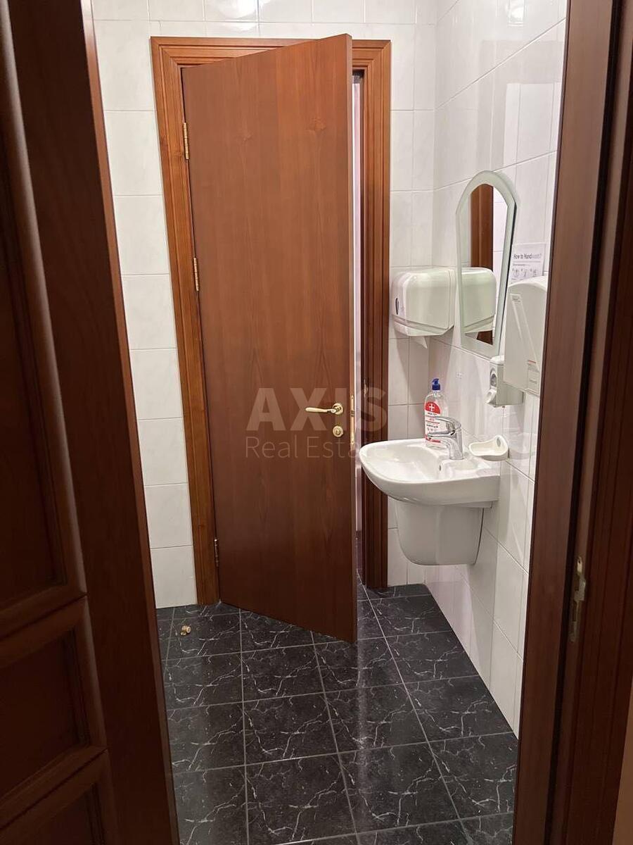 Office vul. Lyps'ka 10, 116m27