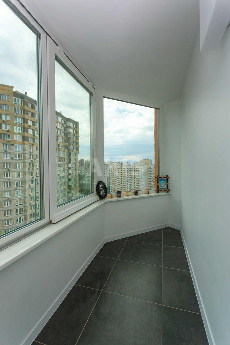 1к квартира ул. Ахматовой Анны 32/187