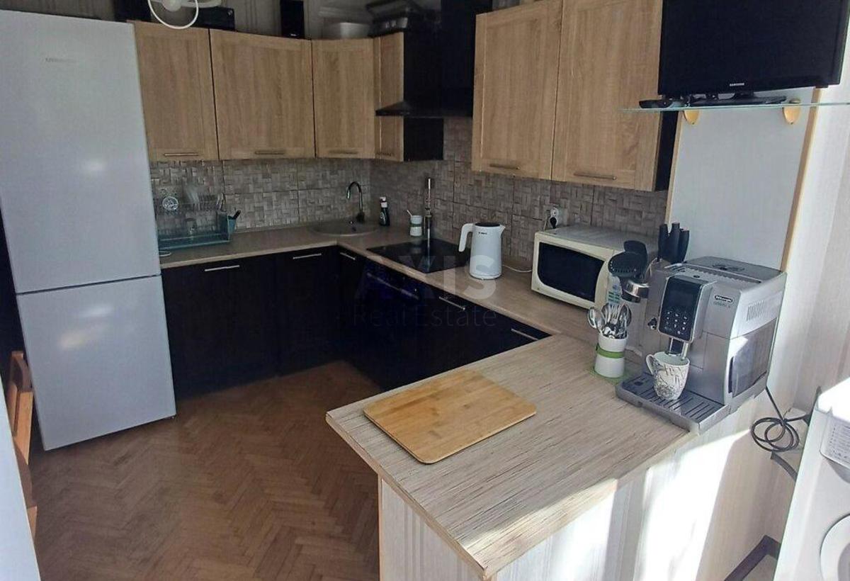 3k apartment vul. Pivnichno-Syrec'ka 1