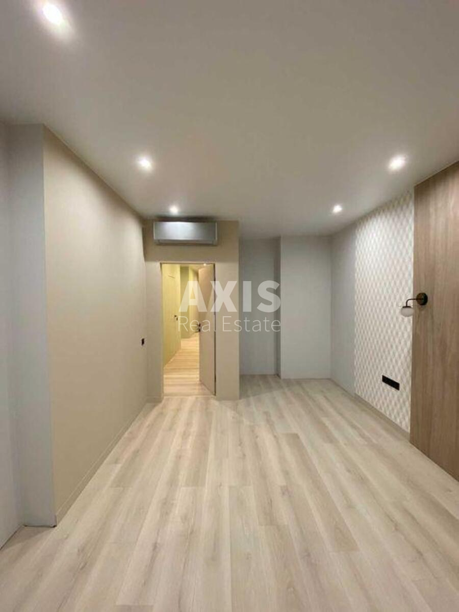 3k apartment vul. Malynovs'kogo Marshala 87