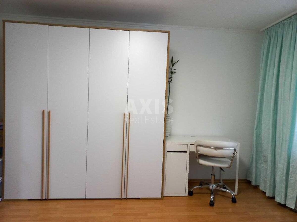 2k apartment vul. Mykytenka Ivana 275