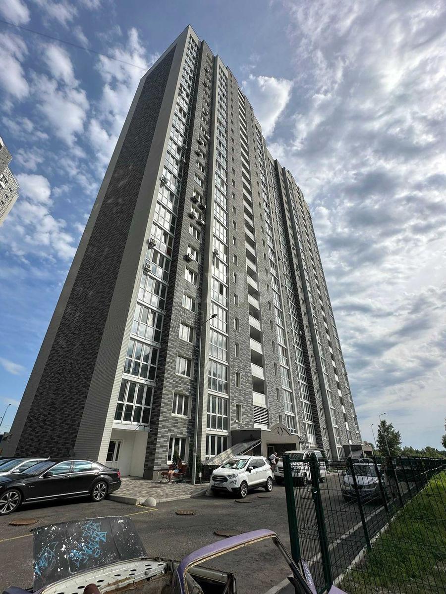 1k apartment vul. Revuc'kogo 40