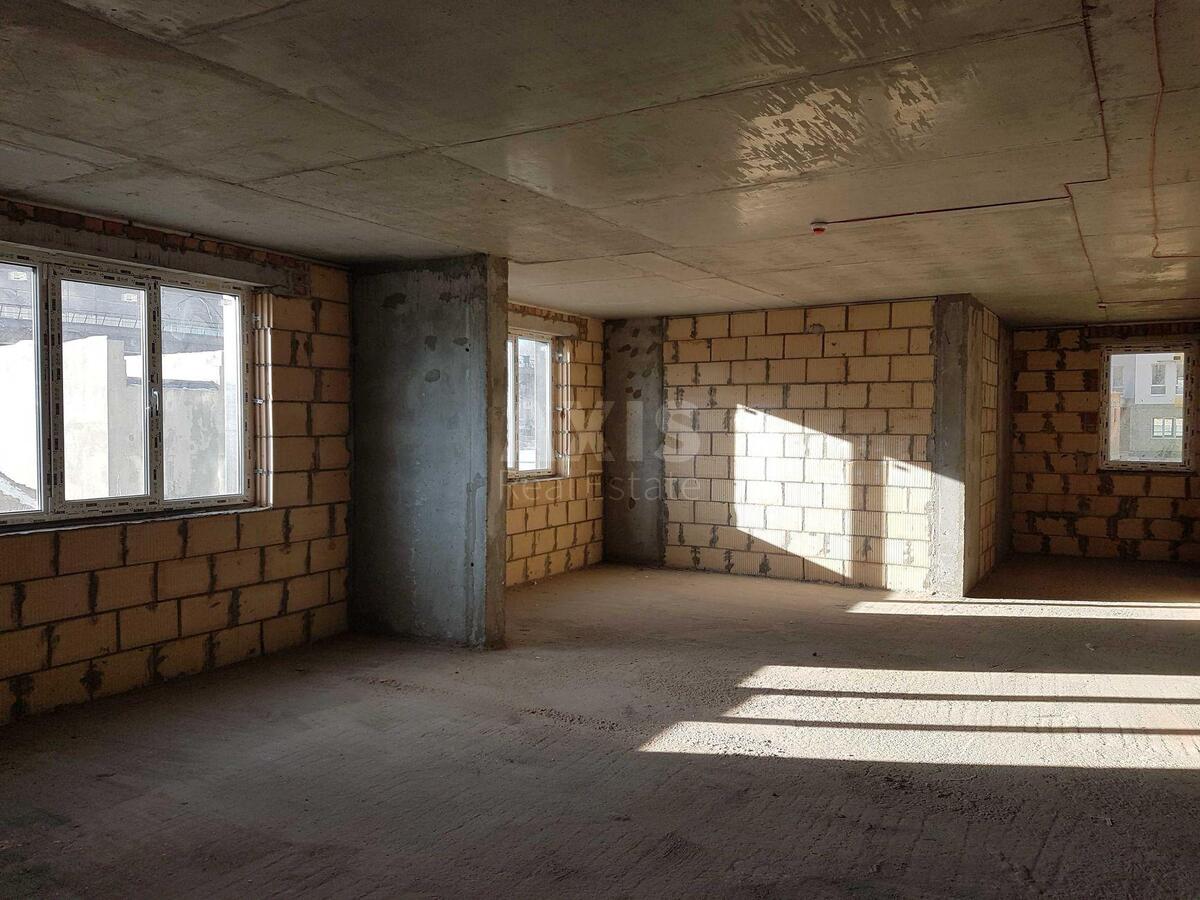 Trade object pr-t Peremogy 67А, 100m23