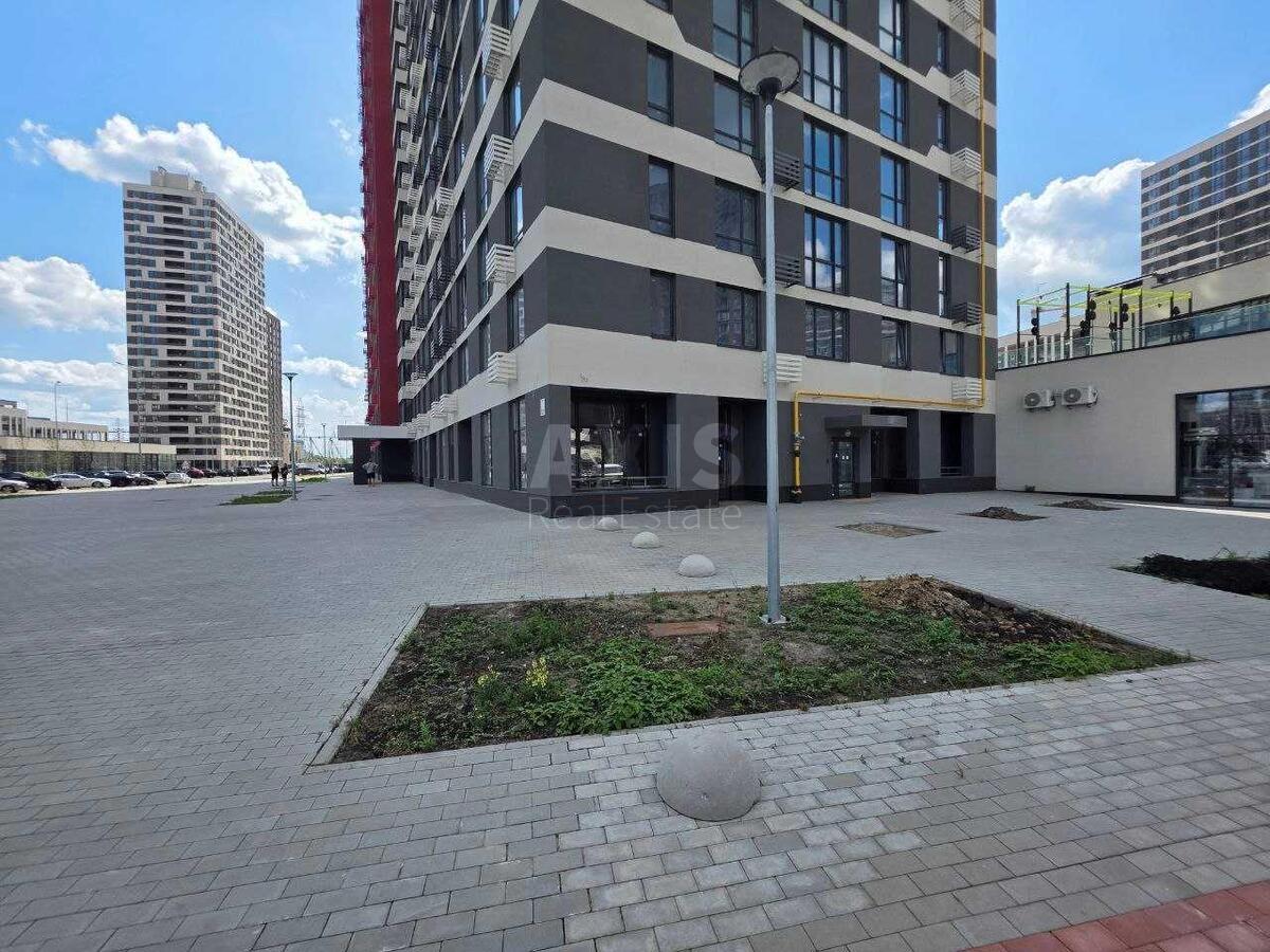 Trade object vul. Oleksandra Olesja 8/17, 124m2588451