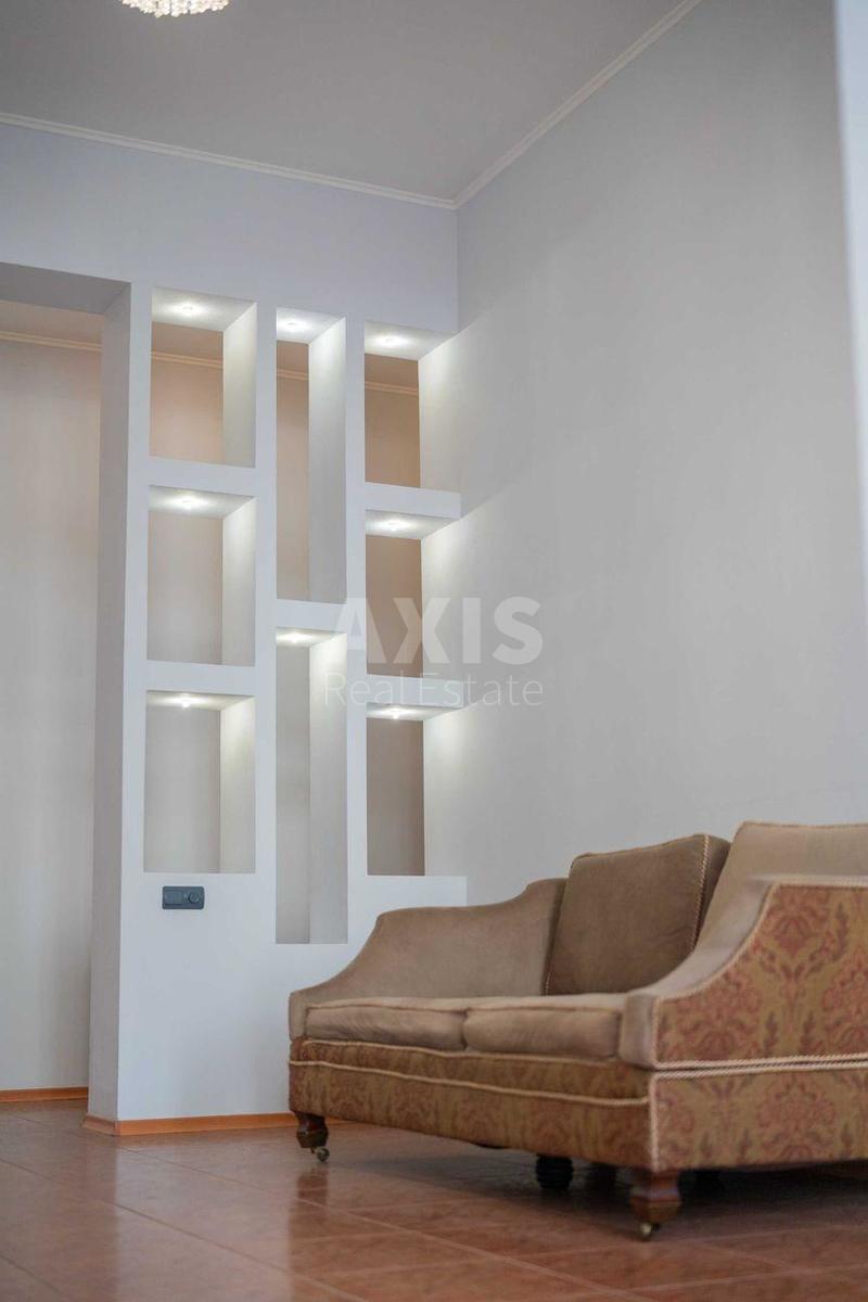 5k apartment vul. Saksagans'kogo 2810