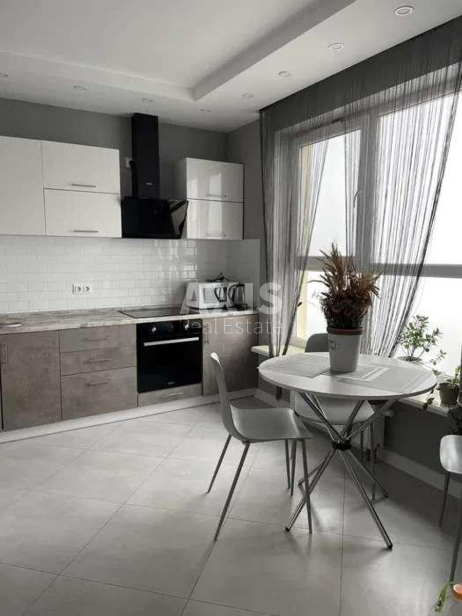 1k apartment vul. Voskresens'ka 14