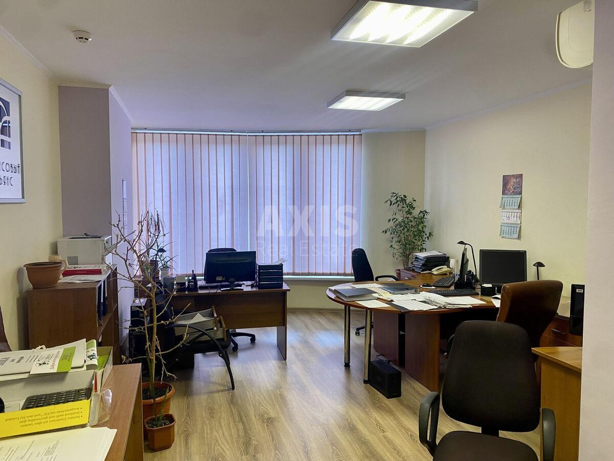 Office pr-t Lobanovs'kogo 150, 195m25969111