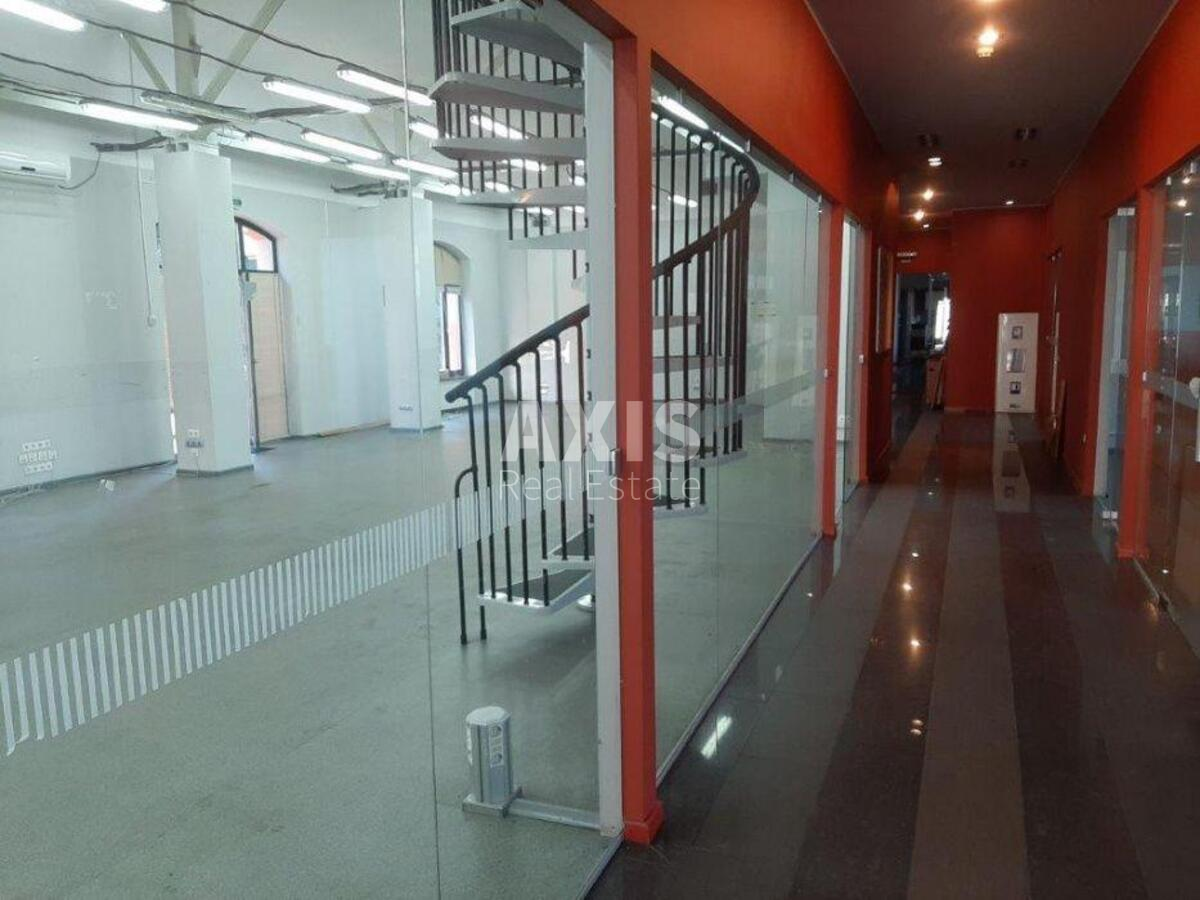 Office vul. Nyzhn'ojurkivs'ka 45А, 2300m2597532