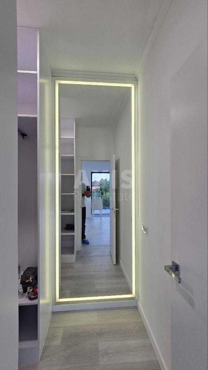 House vul. Berezova, 300m2, Kyiv city613576