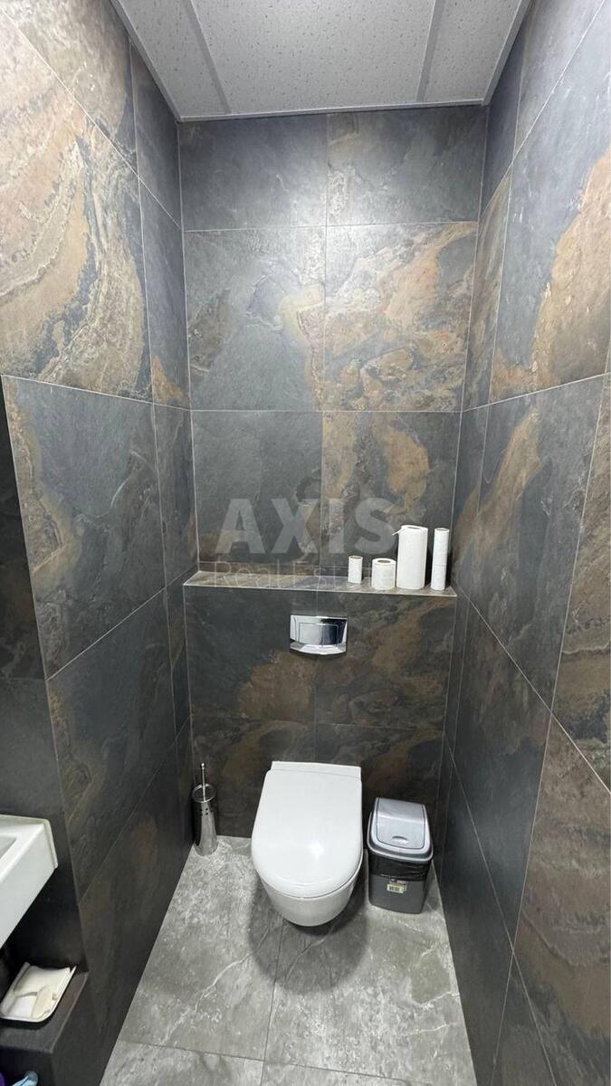 Офис ул. Жилянская 68, 118м26087610