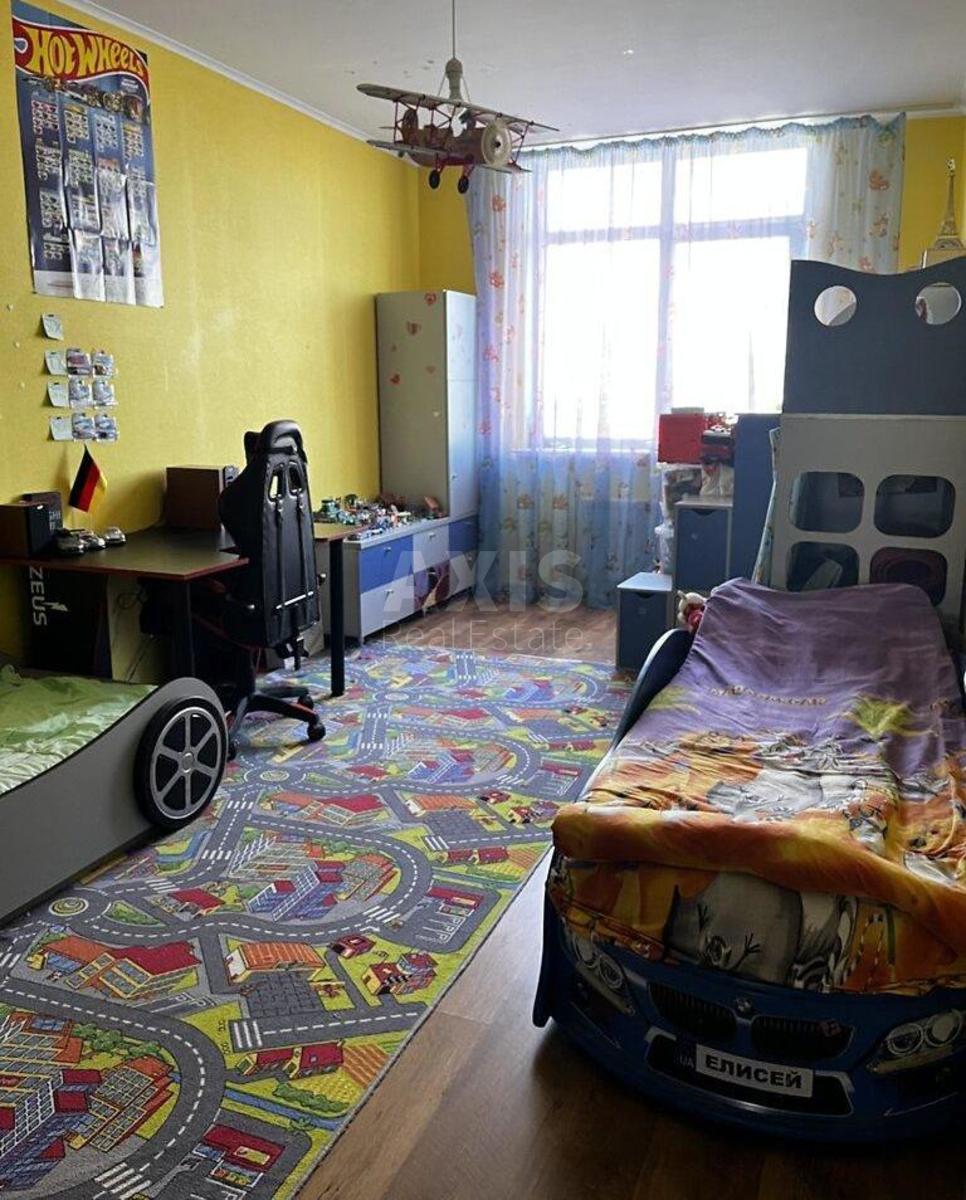 2k apartment pr-t Komarova Kosmonavta 464