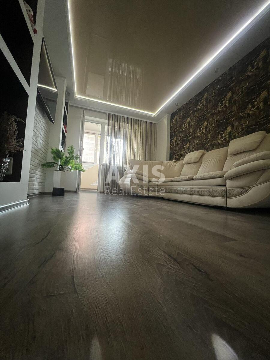 2к квартира пр-т Червоной Калины 4В610821