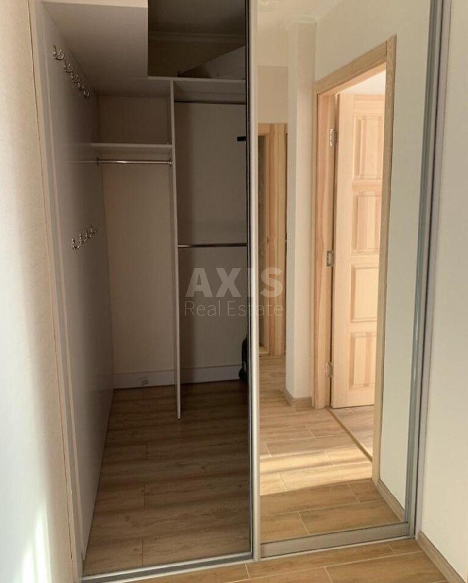 1k apartment vul. Zhmachenka Generala 180