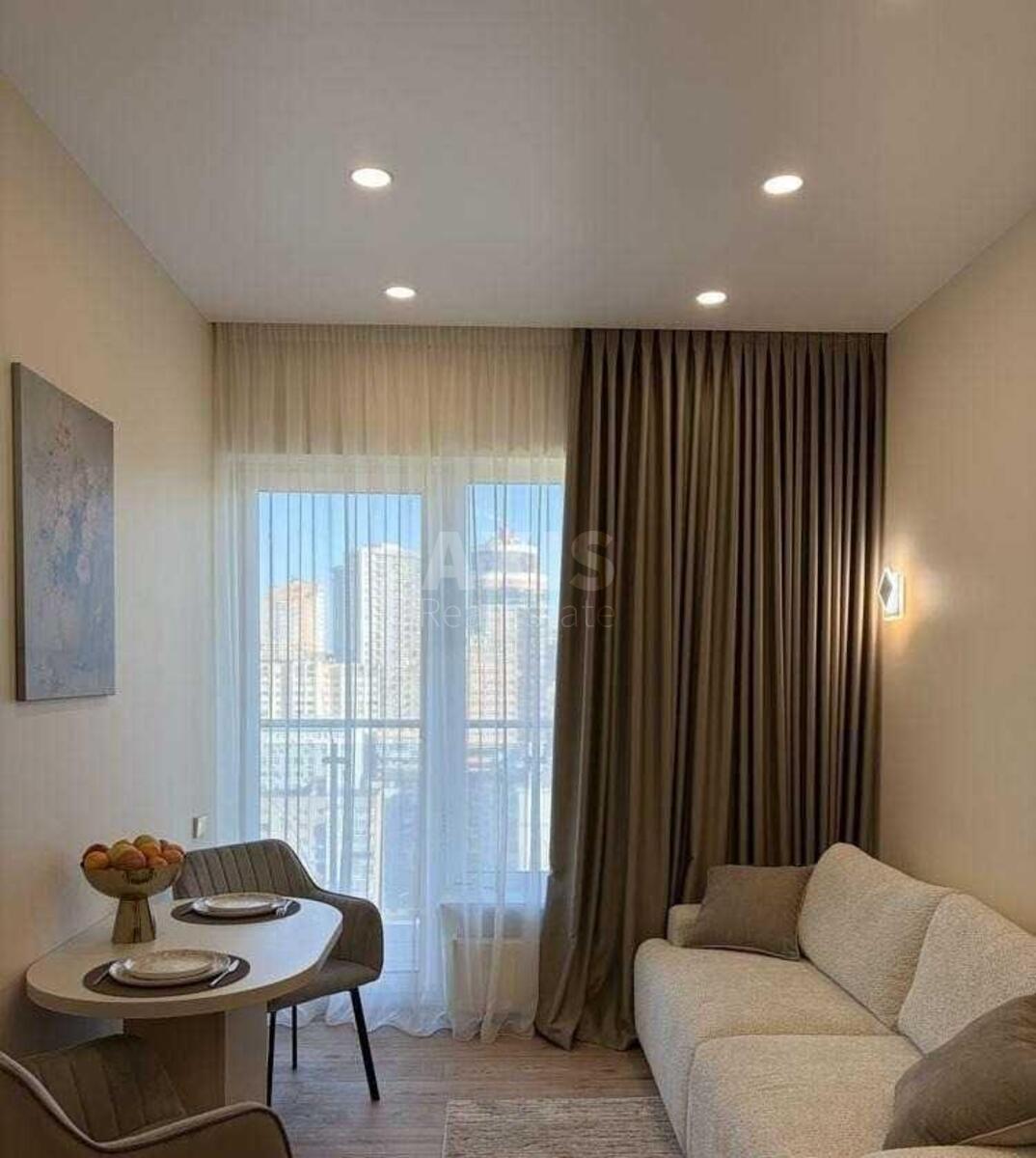 2к квартира ул. Антоновича 109627470