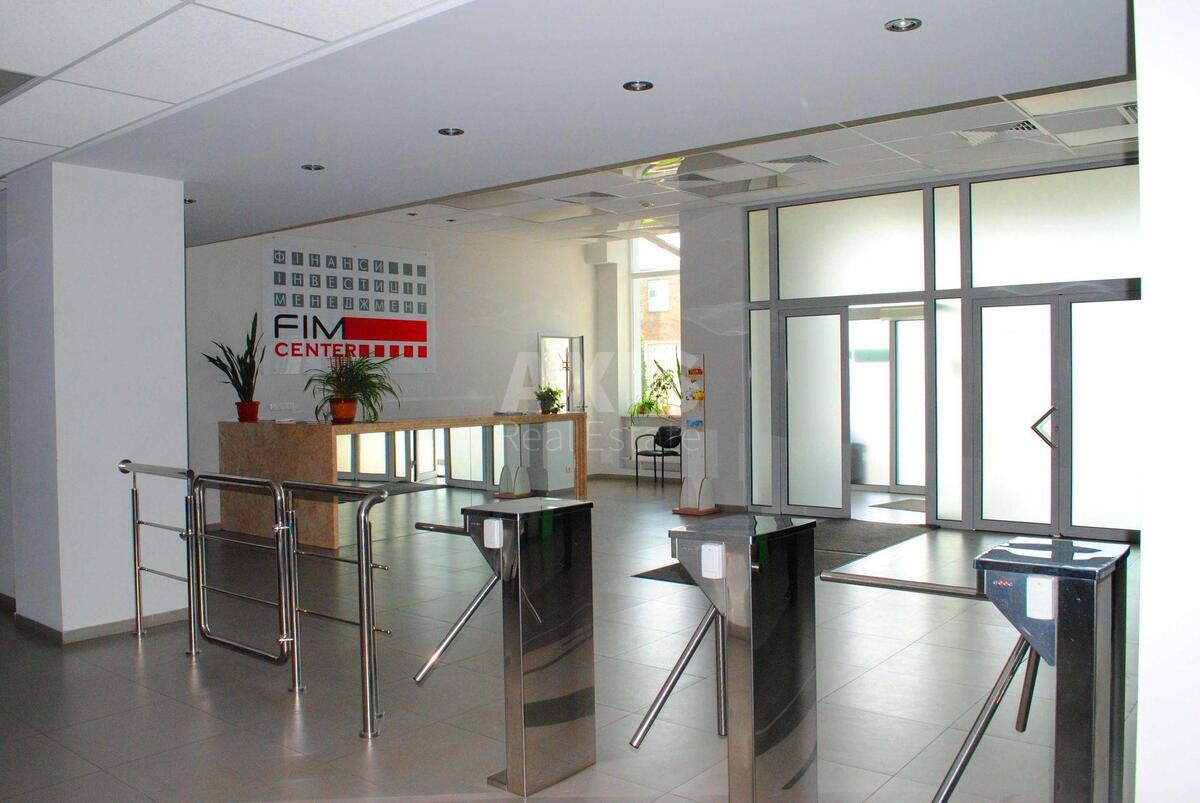 Office vul. Magnitogors'ka 1, 1200m2588180