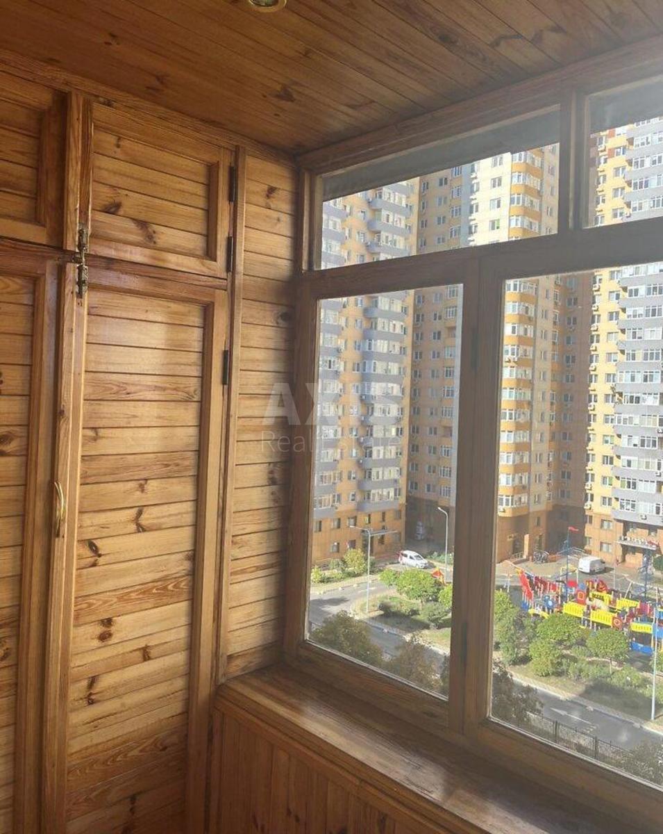 3k apartment vul. Kondratjuka Jurija 45